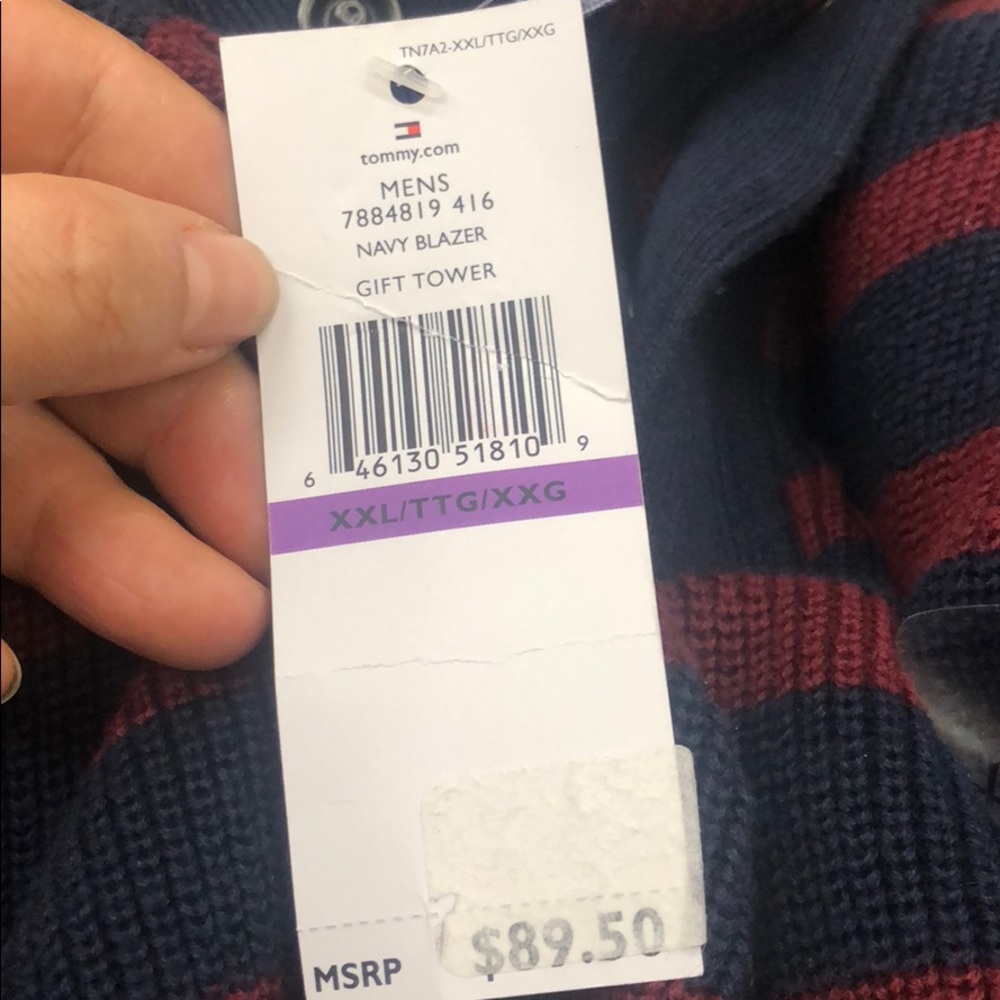 NWT TOMMY HILFIGER SWEATER - Picture 8 of 8